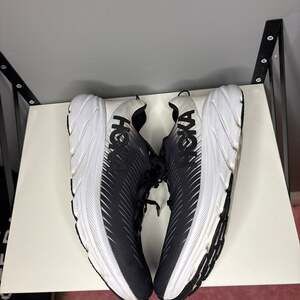 HOKA  ONE Womens Rincon 3 Running Shoes size 10